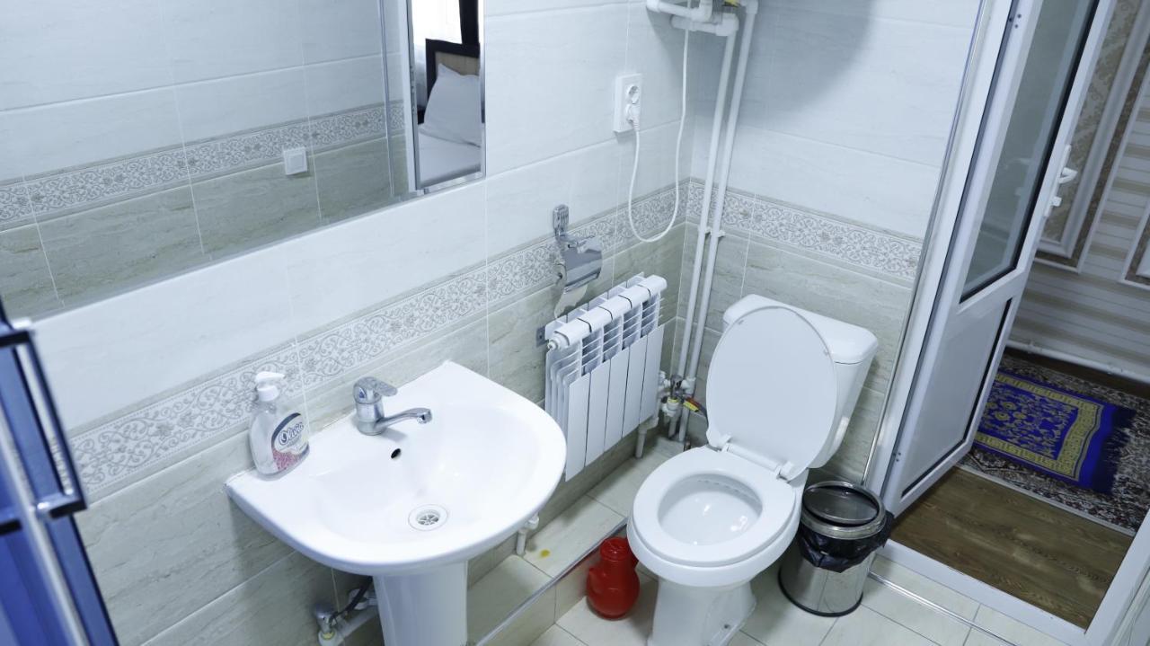 Hostel Farovon Marghilon المظهر الخارجي الصورة