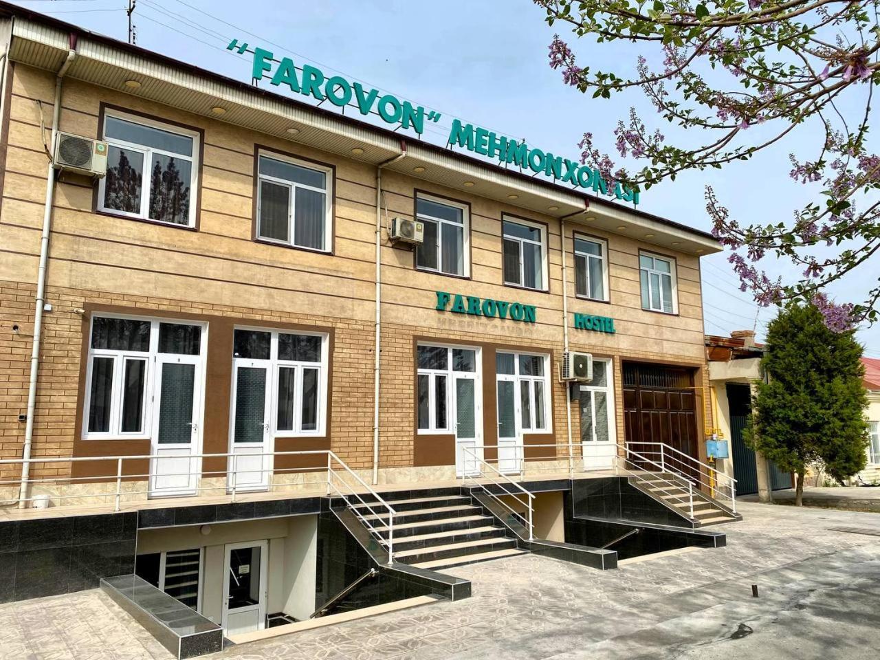 Hostel Farovon Marghilon المظهر الخارجي الصورة