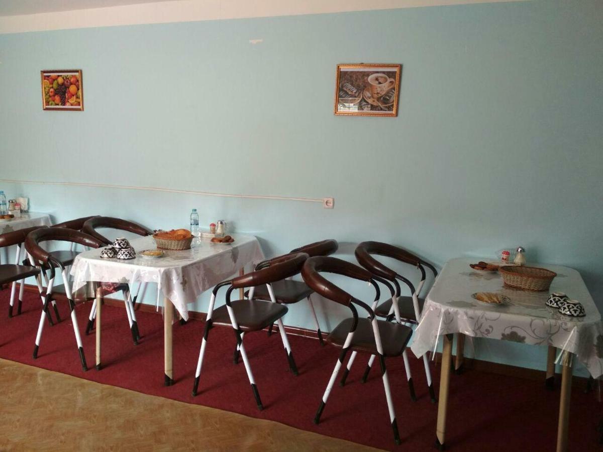 Hostel Farovon Marghilon المظهر الخارجي الصورة