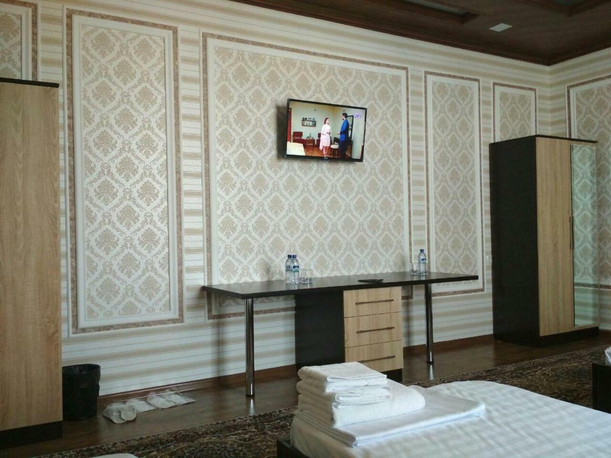 Hostel Farovon Marghilon المظهر الخارجي الصورة